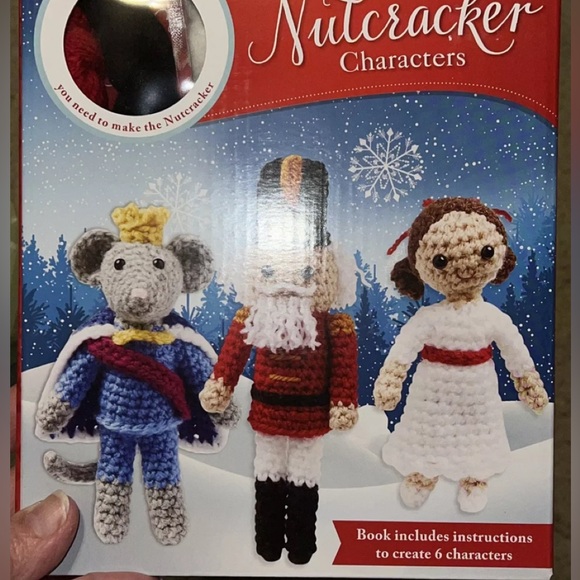 CROCHET NUTCRACKER CHARACTERS CROCHET KIT CHRISTMAS BRAND NEW SEALED - Picture 2 of 16